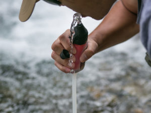 登山でもキャンプでも災害でもオススメの『浄水器』